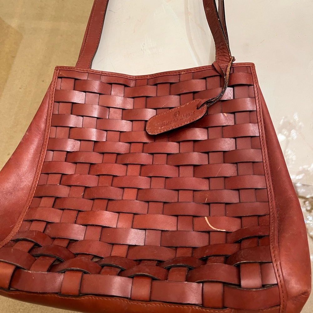Leather purse
